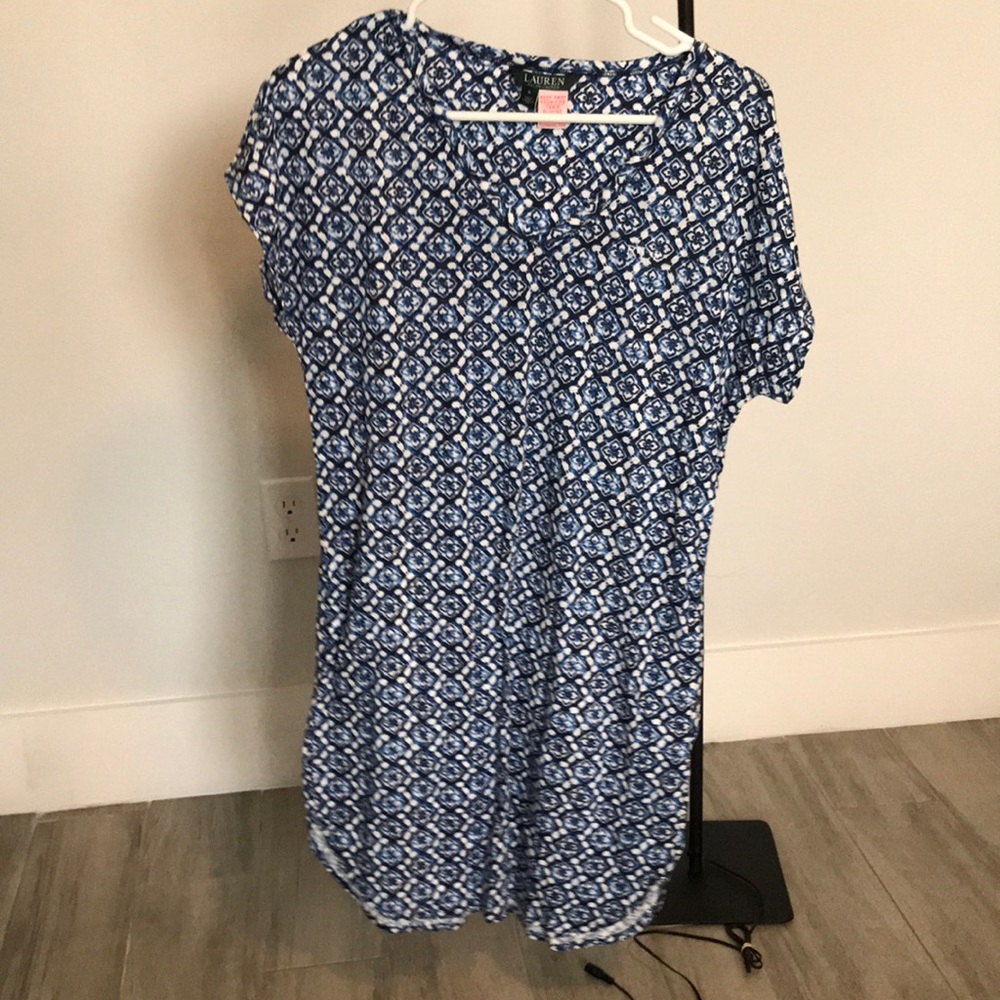 Lauren Ralph Lauren blue and white 100% cotton shift dress with pockets. New.